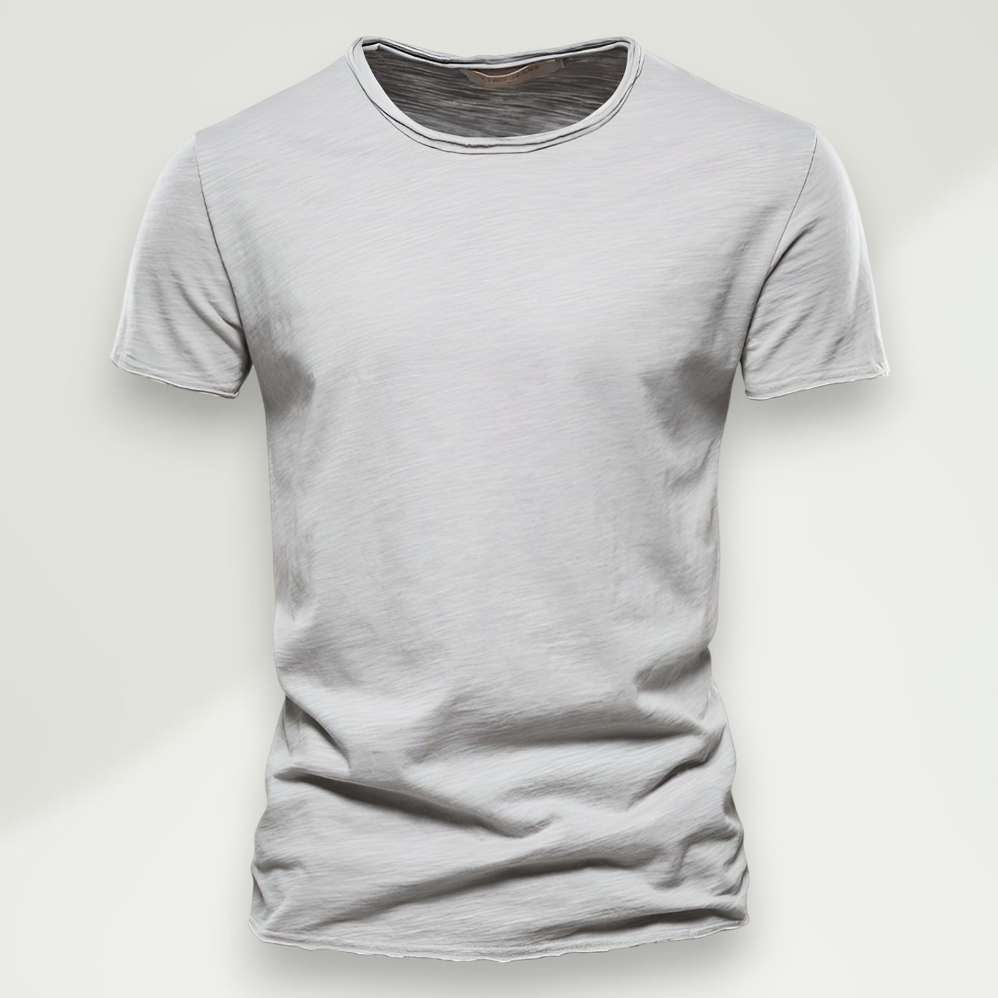Ivar™️ | Tidlös T-shirt med en modern twist