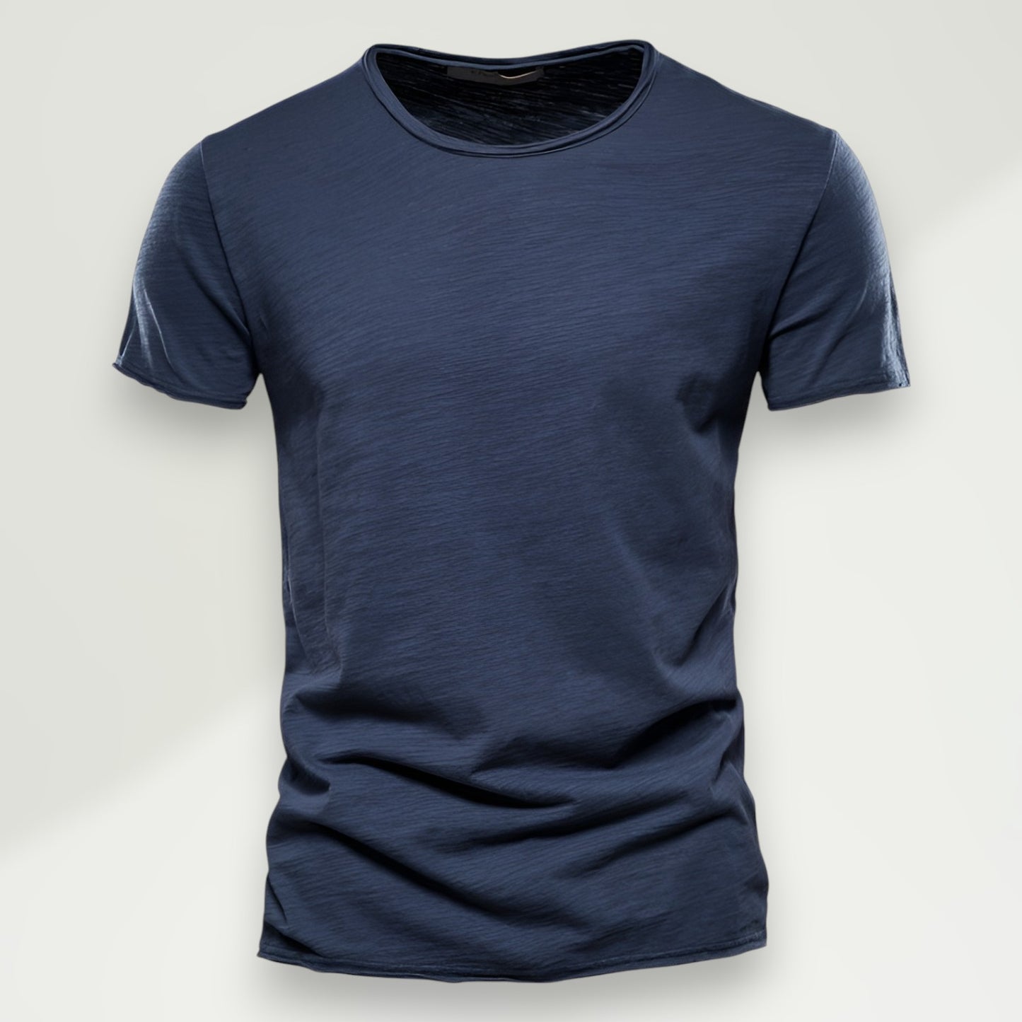 Ivar™️ | Tidlös T-shirt med en modern twist
