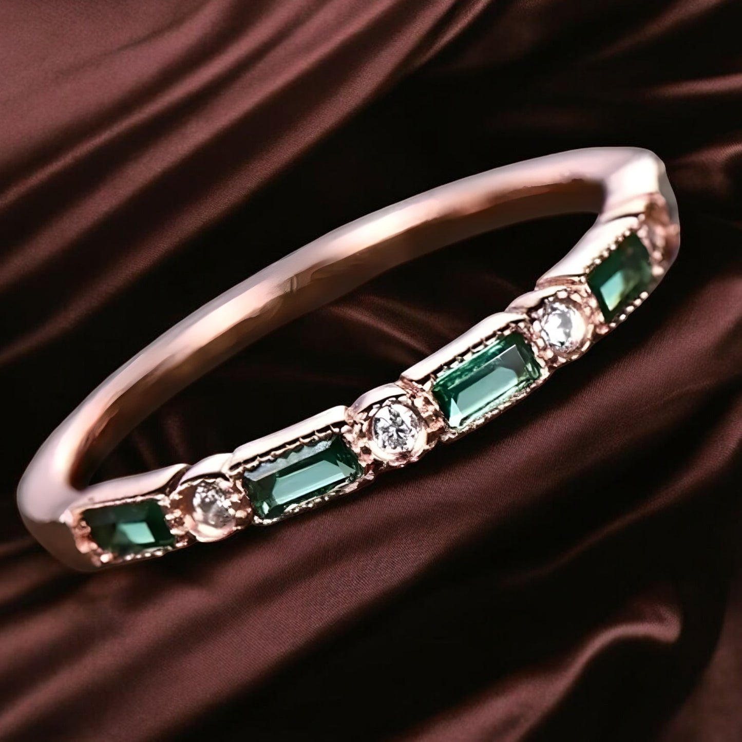Livia | Vintage Grön Inlagd Zirkonia Guld Ring